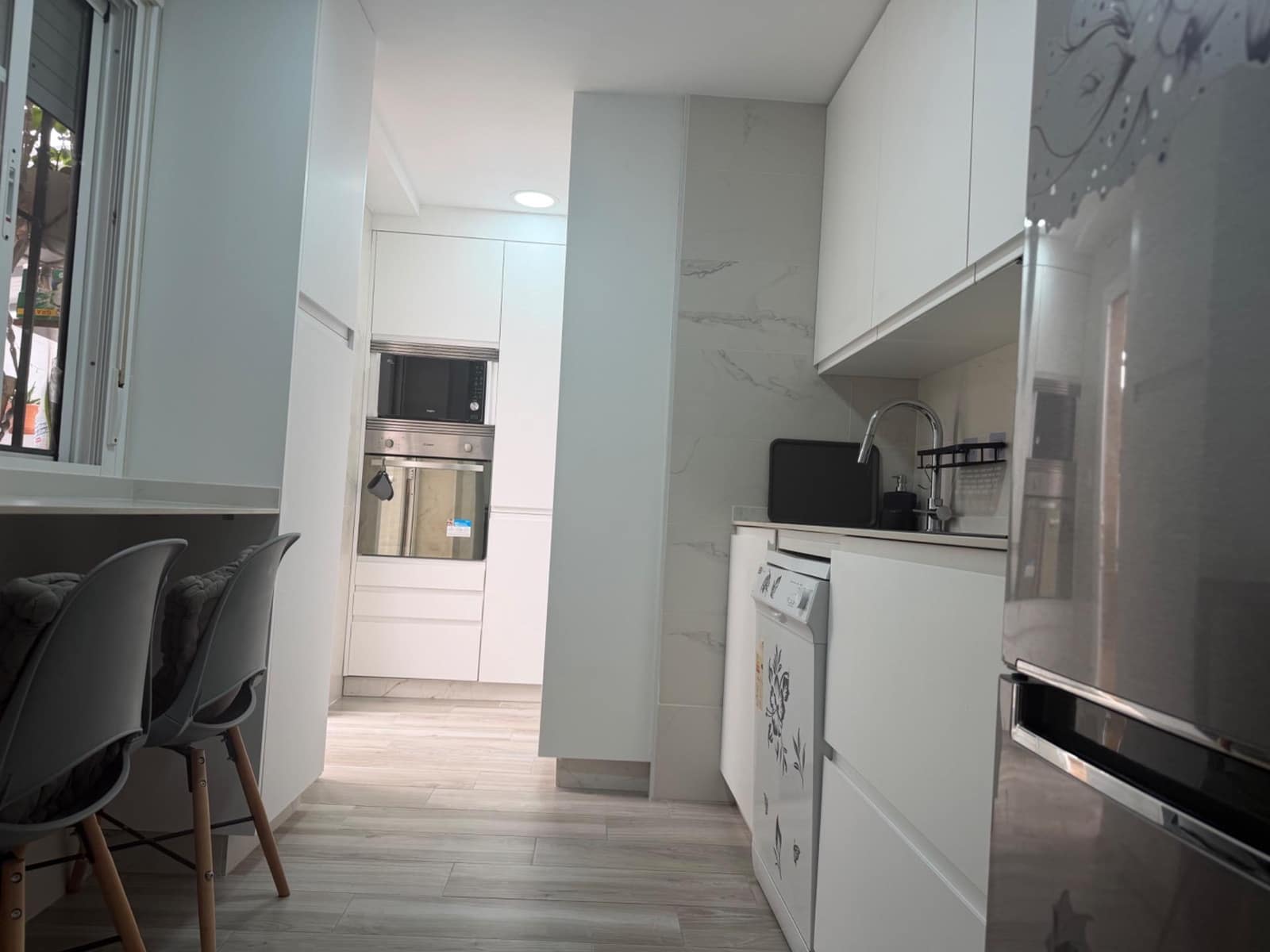 3 bedroom Apartment for sale in Huelva city with garage - € 129,000 (Ref: 10004285)