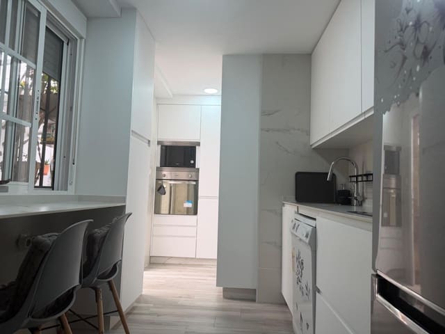 3 quarto Apartamento para venda em Huelva cidade com garagem - 129 000 € (Ref: 10004285)