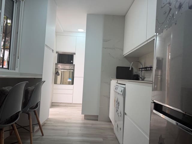 3 quarto Apartamento para venda em Huelva cidade com garagem - 129 000 € (Ref: 10004285)