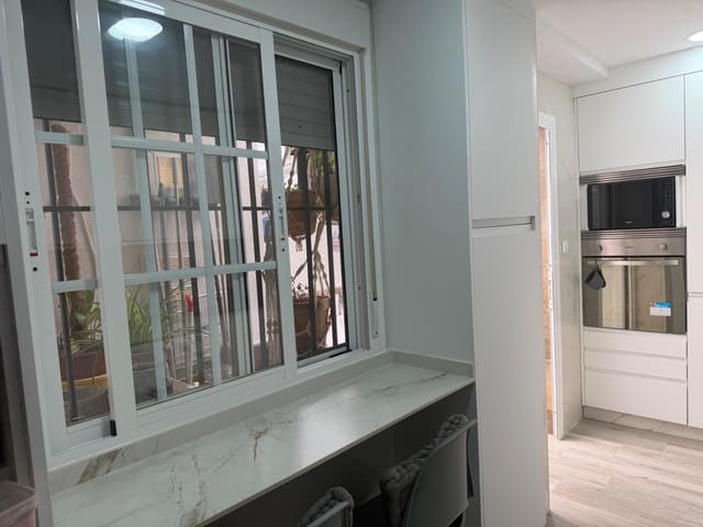 3 quarto Apartamento para venda em Huelva cidade com garagem - 129 000 € (Ref: 10004285)