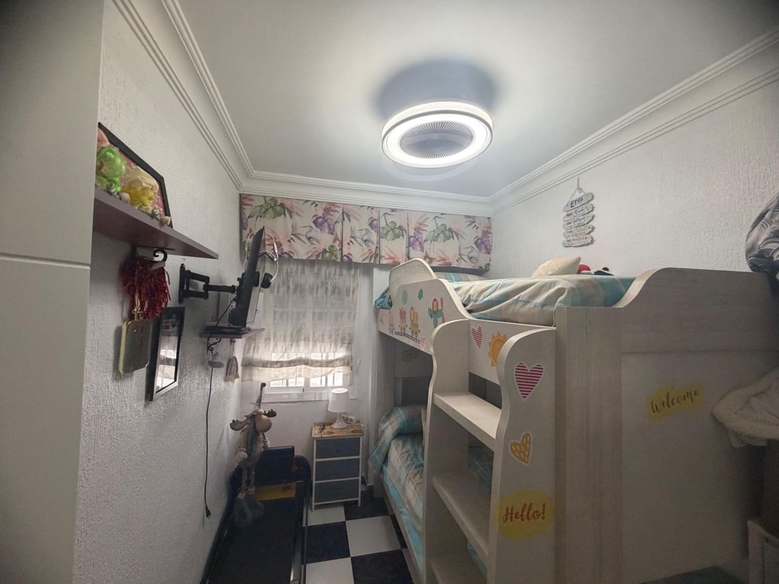 3 bedroom Apartment for sale in Huelva city with garage - € 129,000 (Ref: 10004285)
