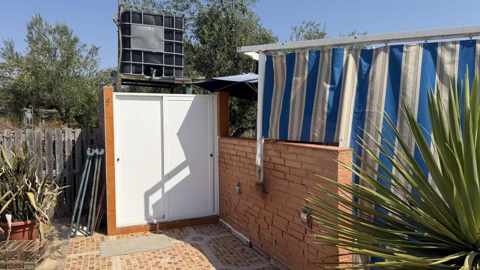 5 bedroom Finca/Country House for sale in Gibraleon with pool garage - € 135,000 (Ref: 10027879)