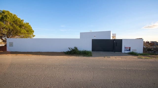 3 chambre Villa/Maison à vendre à Ayamonte avec piscine - 425 000 € (Ref: 10076537)