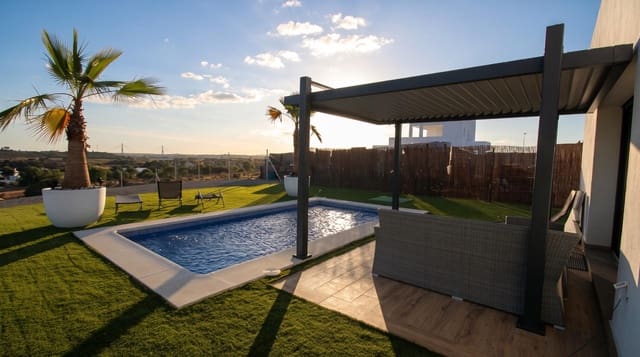 3 chambre Villa/Maison à vendre à Ayamonte avec piscine - 425 000 € (Ref: 10076537)