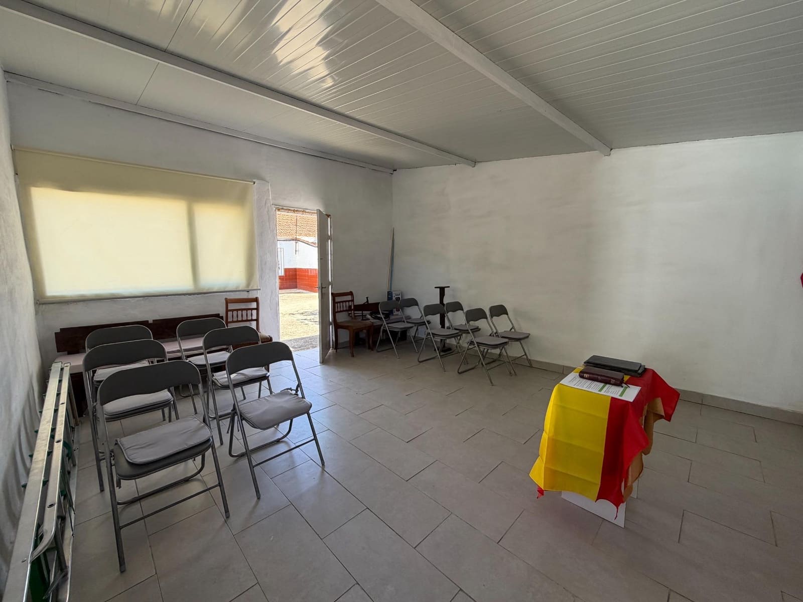 Casa de 5 habitaciones en Calañas en venta con garaje - 120.000 € (Ref: 10115760)
