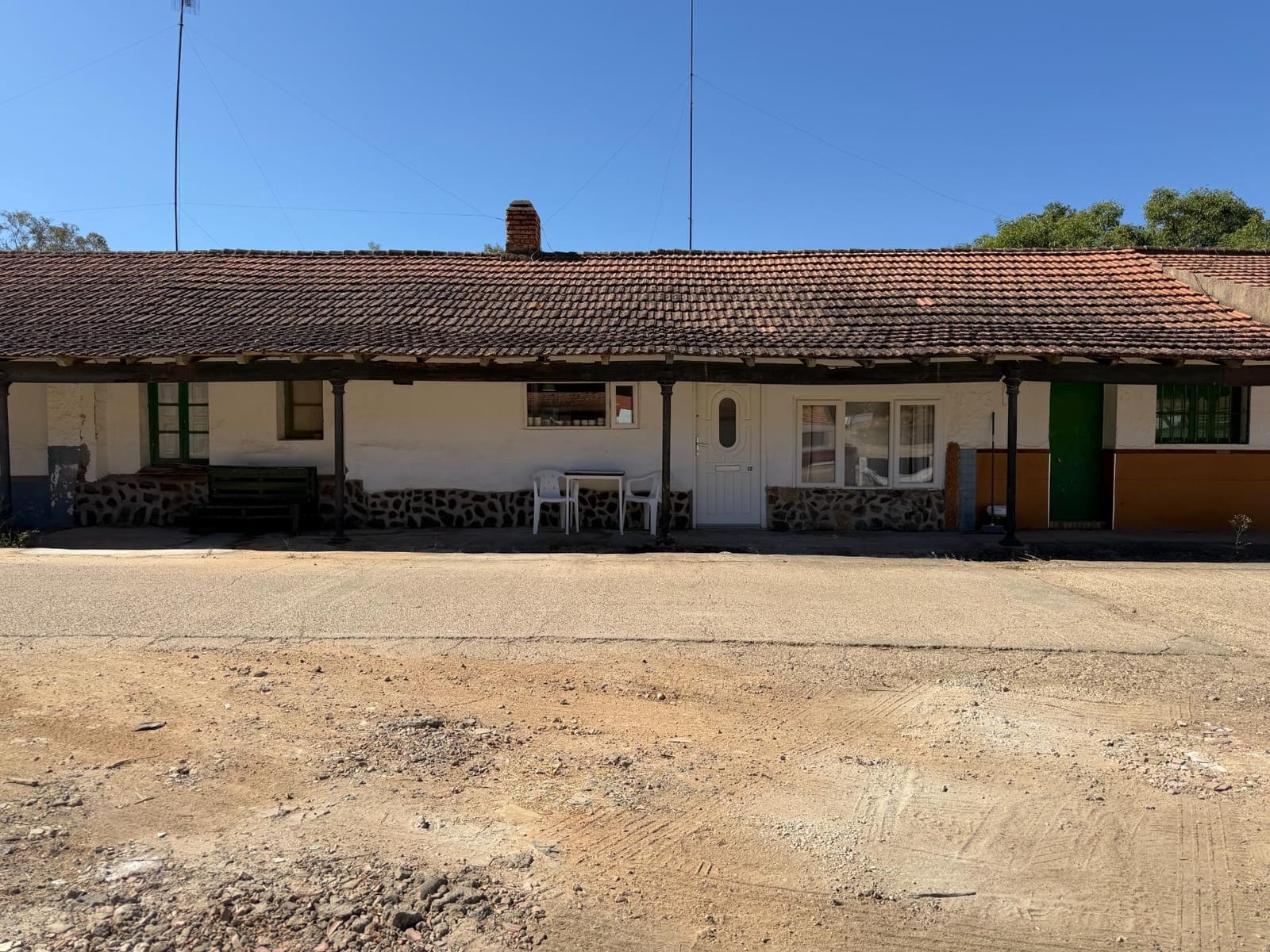 Casa de 5 habitaciones en Calañas en venta con garaje - 120.000 € (Ref: 10115760)