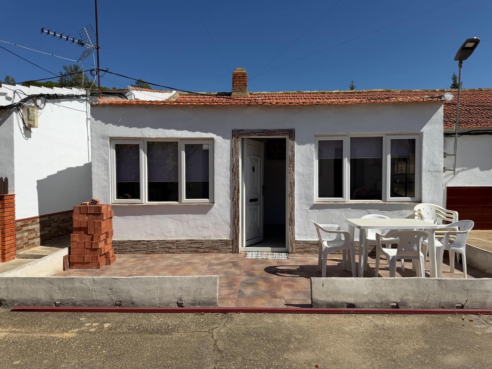 Casa de 5 habitaciones en Calañas en venta con garaje - 120.000 € (Ref: 10115760)