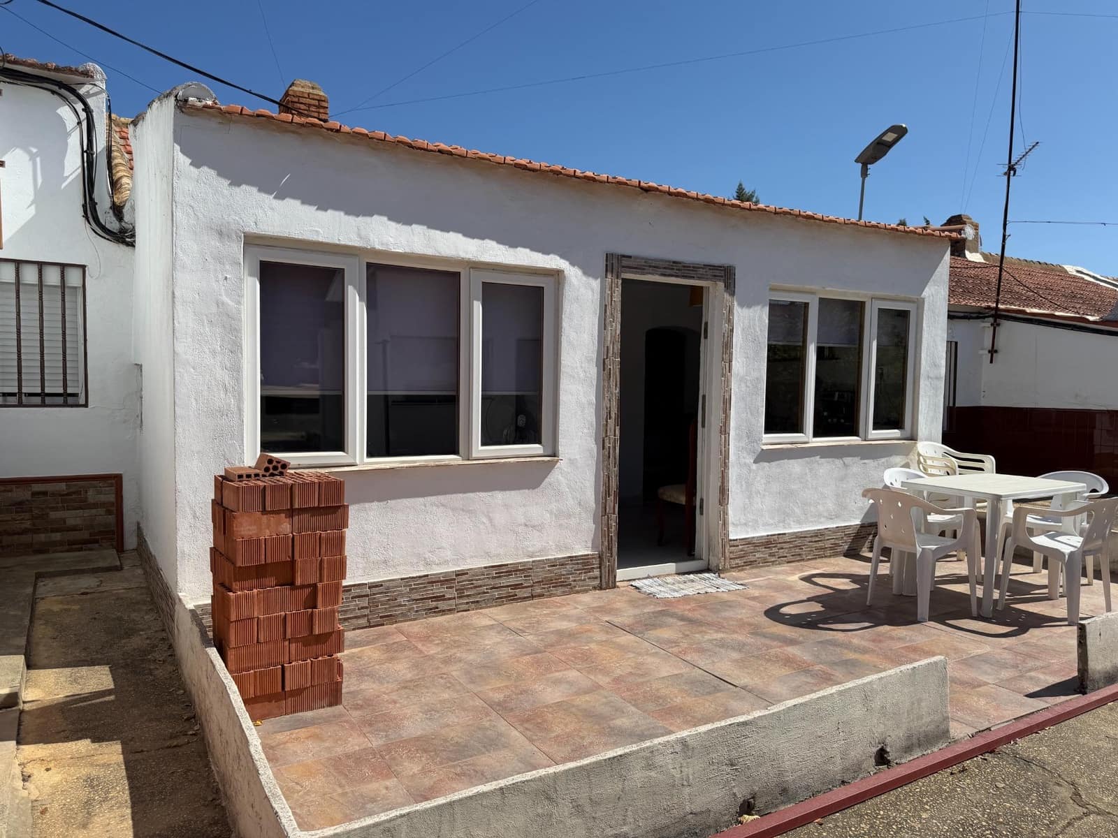 Casa de 5 habitaciones en Calañas en venta con garaje - 120.000 € (Ref: 10115760)