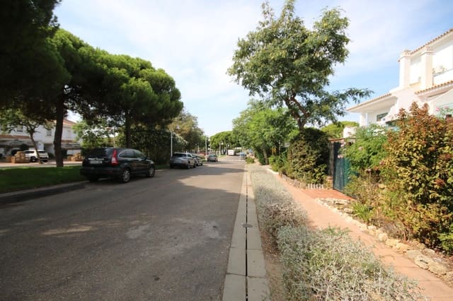 3 quarto Moradia em Banda para venda em Nuevo Portil, Cartaya com piscina garagem - 270 000 € (Ref: 10136202)