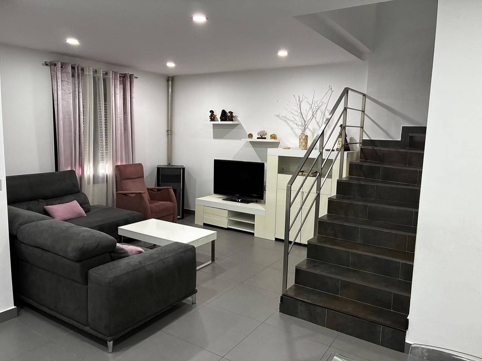 3 makuuhuone Huoneisto myytävänä paikassa Palos de la Frontera - 330 000 € (Ref: 10148896)