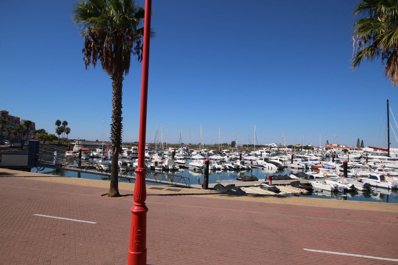 2 soverom Leilighet til salgs i Ayamonte med svømmebasseng garasje - € 360 000 (Ref: 10159833)