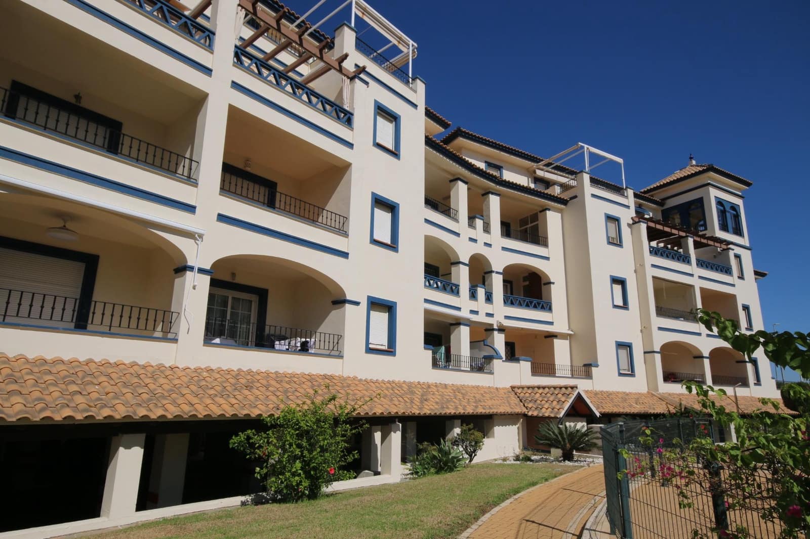 2 soverom Leilighet til salgs i Ayamonte med svømmebasseng garasje - € 360 000 (Ref: 10159833)