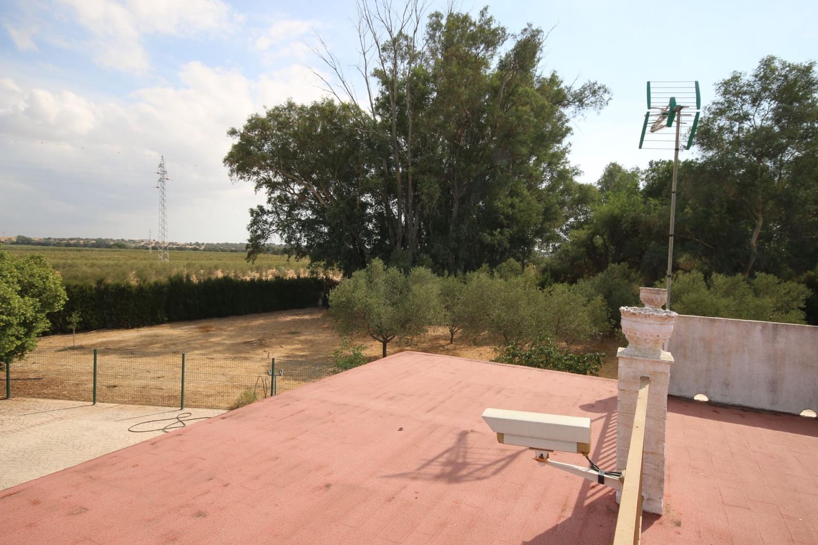5 bedroom Villa for sale in Gibraleon with pool garage - € 290,000 (Ref: 10159834)