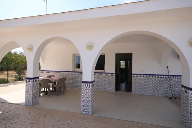 5 slaapkamer Villa te koop in Gibraleón met zwembad garage - € 290.000 (Ref: 10159834)