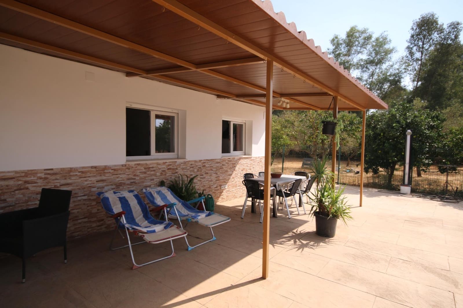 5 bedroom Villa for sale in Gibraleon with pool garage - € 290,000 (Ref: 10159834)