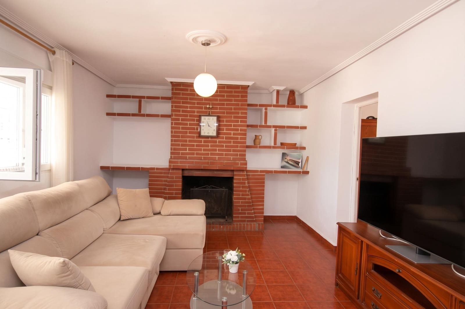 5 bedroom Villa for sale in Gibraleon with pool garage - € 290,000 (Ref: 10159834)