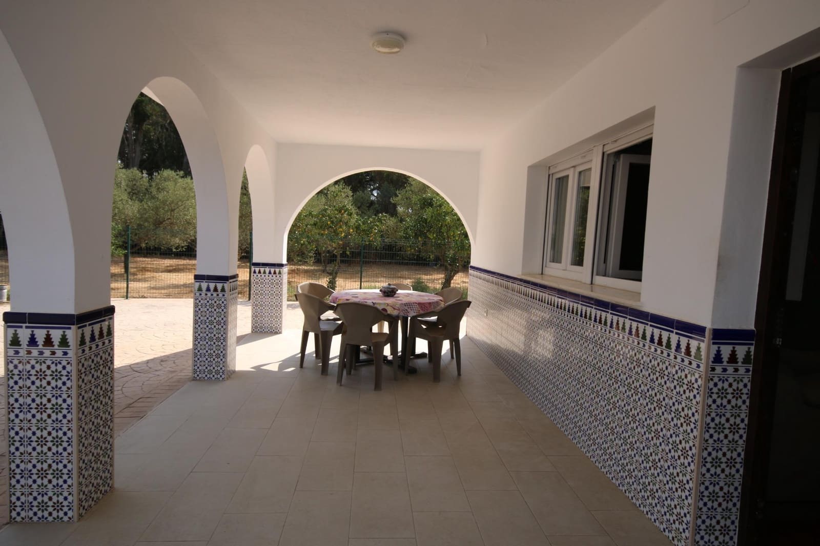 5 bedroom Villa for sale in Gibraleon with pool garage - € 290,000 (Ref: 10159834)