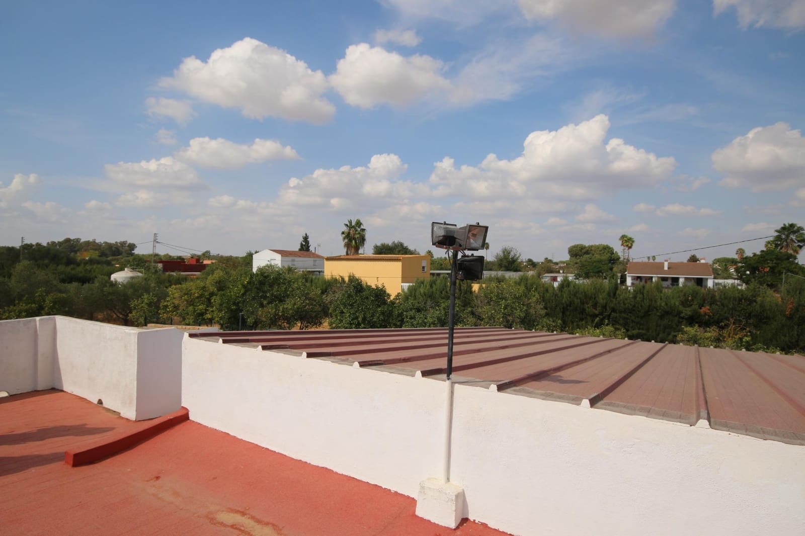 5 bedroom Villa for sale in Gibraleon with pool garage - € 290,000 (Ref: 10159834)