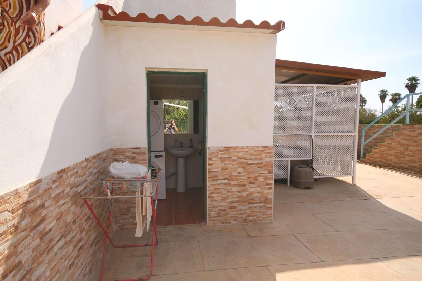 5 bedroom Villa for sale in Gibraleon with pool garage - € 290,000 (Ref: 10159834)