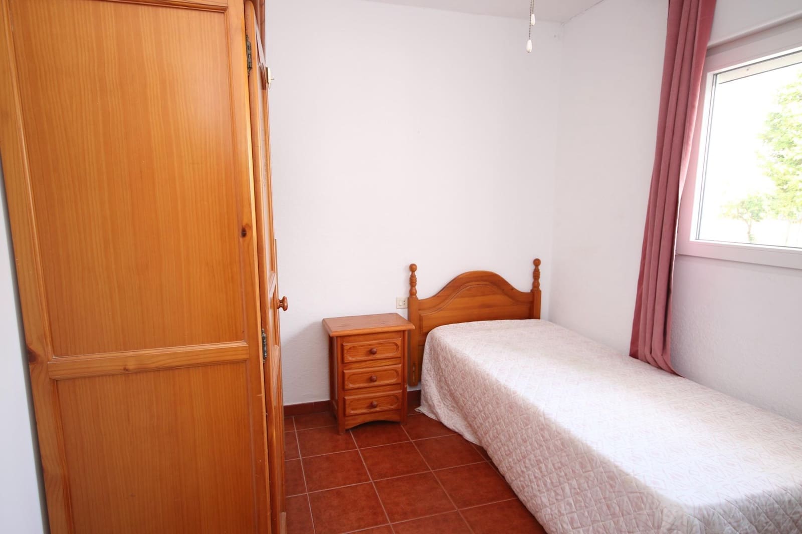 5 bedroom Villa for sale in Gibraleon with pool garage - € 290,000 (Ref: 10159834)