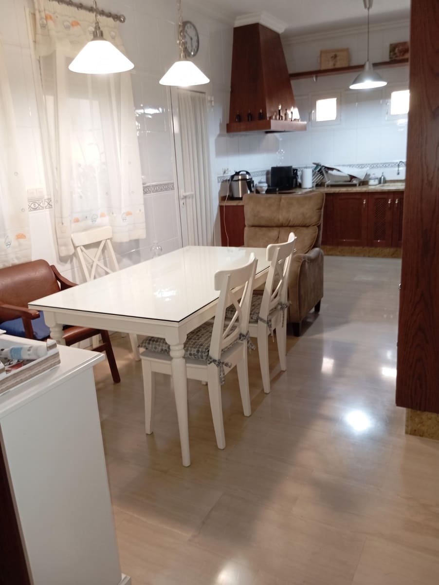 6 sypialnia Willa na sprzedaż w Villanueva de los Castillejos z basenem garażem - 669 000 € (Ref: 10159835)