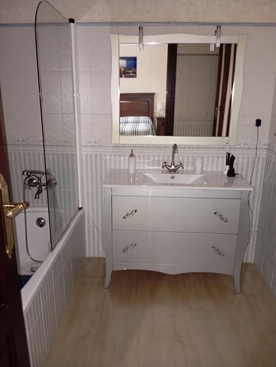 6 sypialnia Willa na sprzedaż w Villanueva de los Castillejos z basenem garażem - 669 000 € (Ref: 10159835)