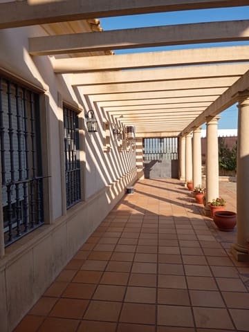 6 sypialnia Willa na sprzedaż w Villanueva de los Castillejos z basenem garażem - 669 000 € (Ref: 10159835)
