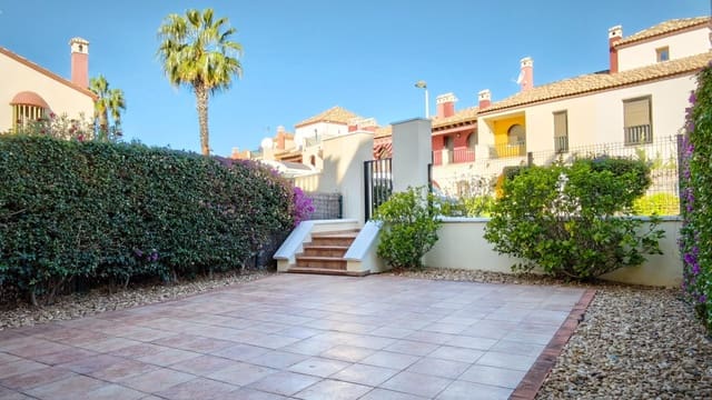 3 quarto Moradia em Banda para venda em Ayamonte com piscina garagem - 236 000 € (Ref: 10180742)