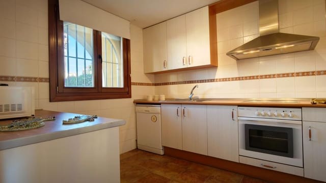 3 quarto Moradia em Banda para venda em Ayamonte com piscina garagem - 236 000 € (Ref: 10180742)