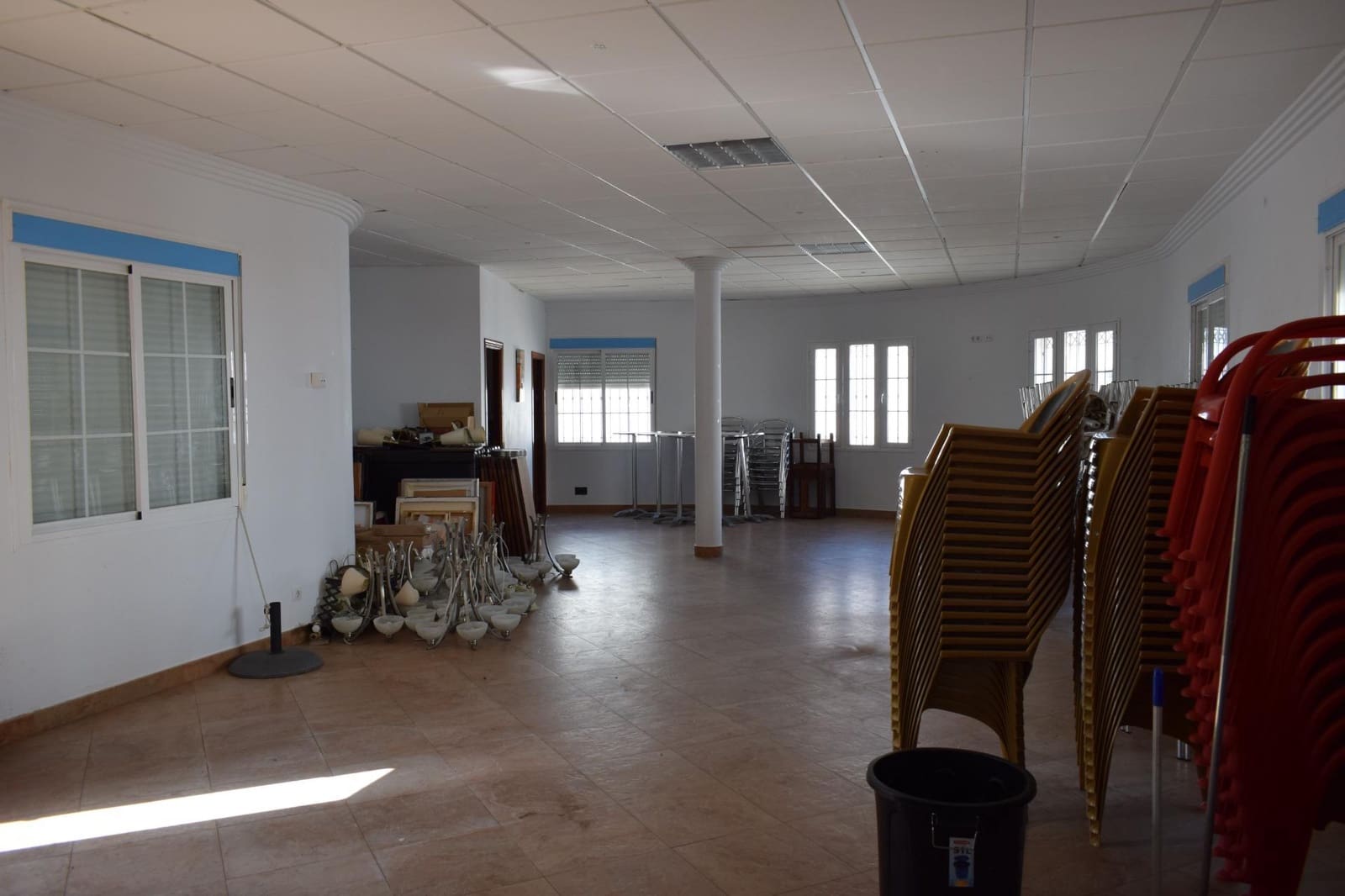 Komercyjne na sprzedaż w San Bartolome de la Torre - 65 000 € (Ref: 7808062)