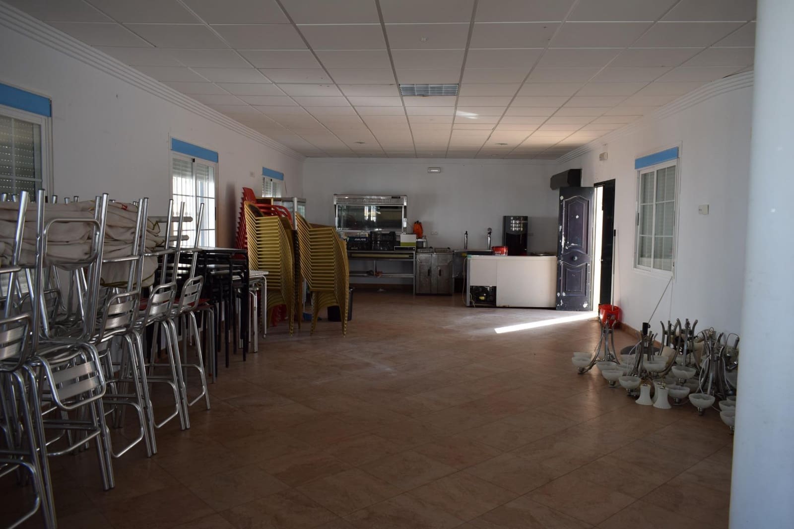 Komercyjne na sprzedaż w San Bartolome de la Torre - 65 000 € (Ref: 7808062)