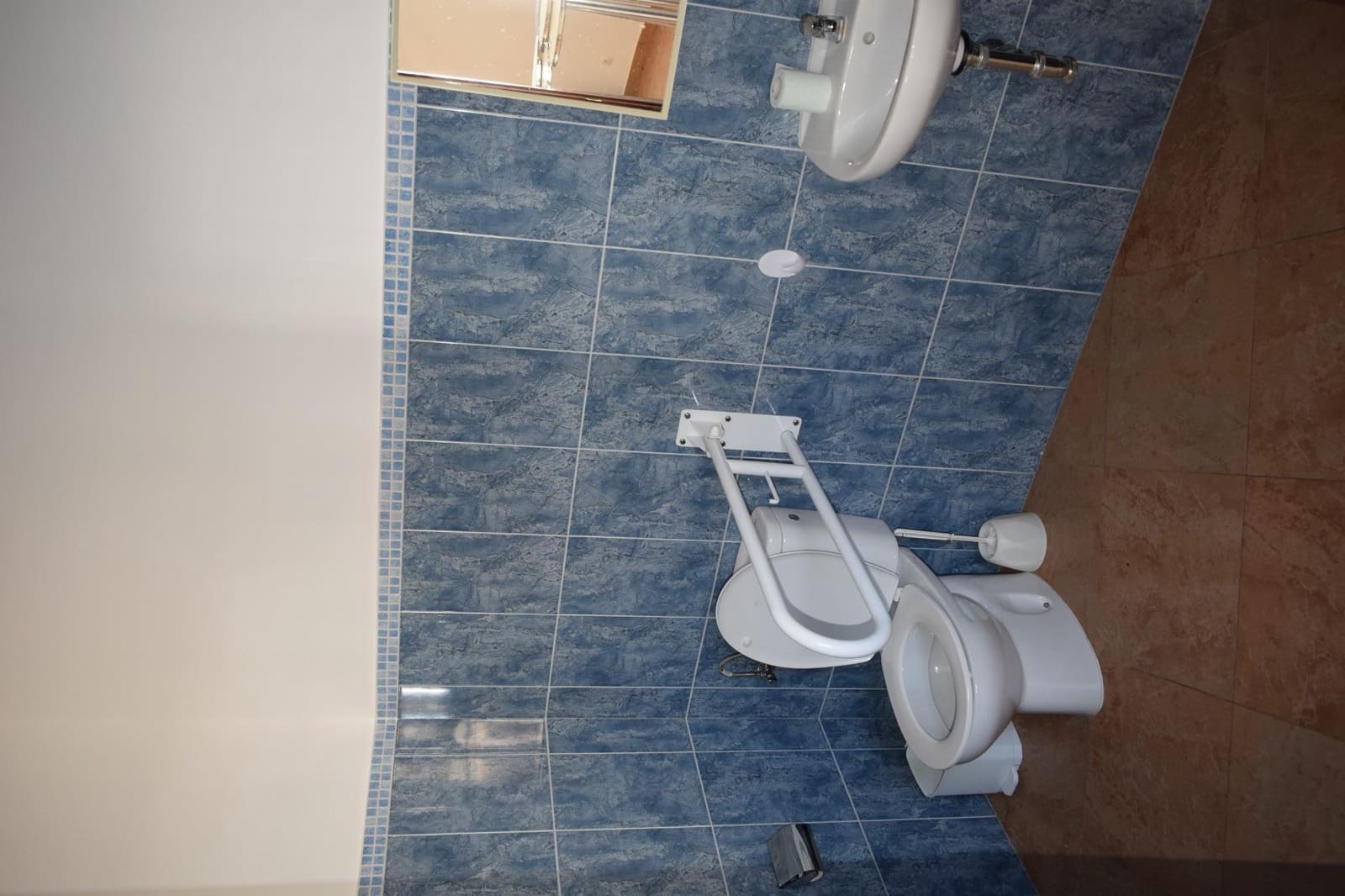 Commerciale in vendita in San Bartolome de la Torre - 65.000 € (Rif: 7808062)