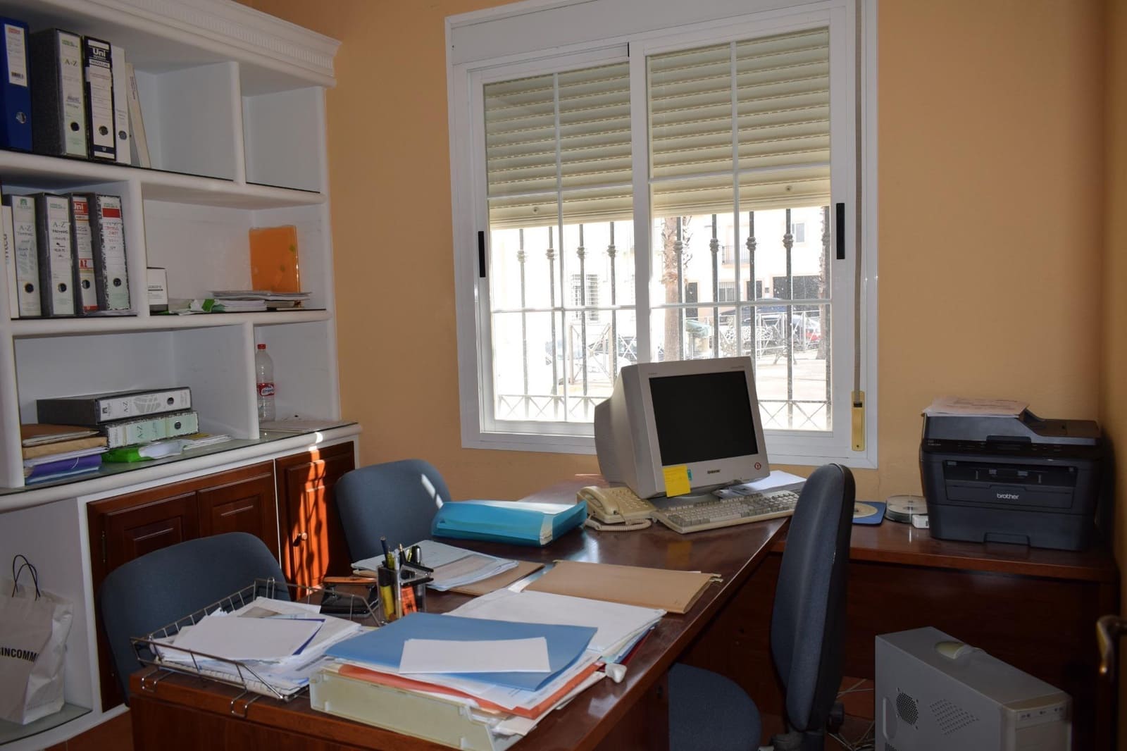 Kontor til salg i San Bartolome de la Torre - € 45.000 (Ref: 7808063)