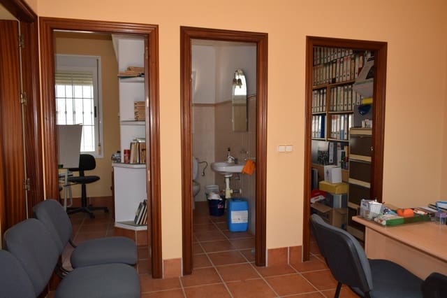 Office for sale in San Bartolomé de la Torre - € 45,000 (Ref: 7808063)