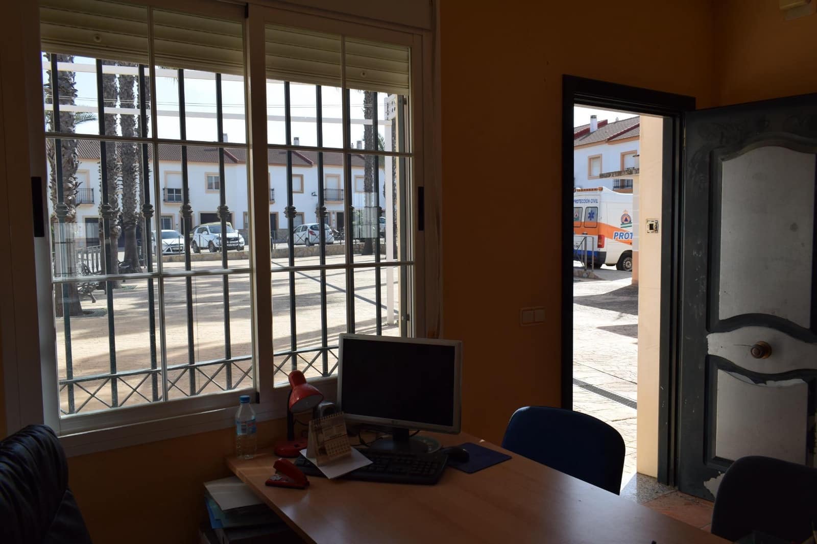 Kontor til salg i San Bartolome de la Torre - € 45.000 (Ref: 7808063)