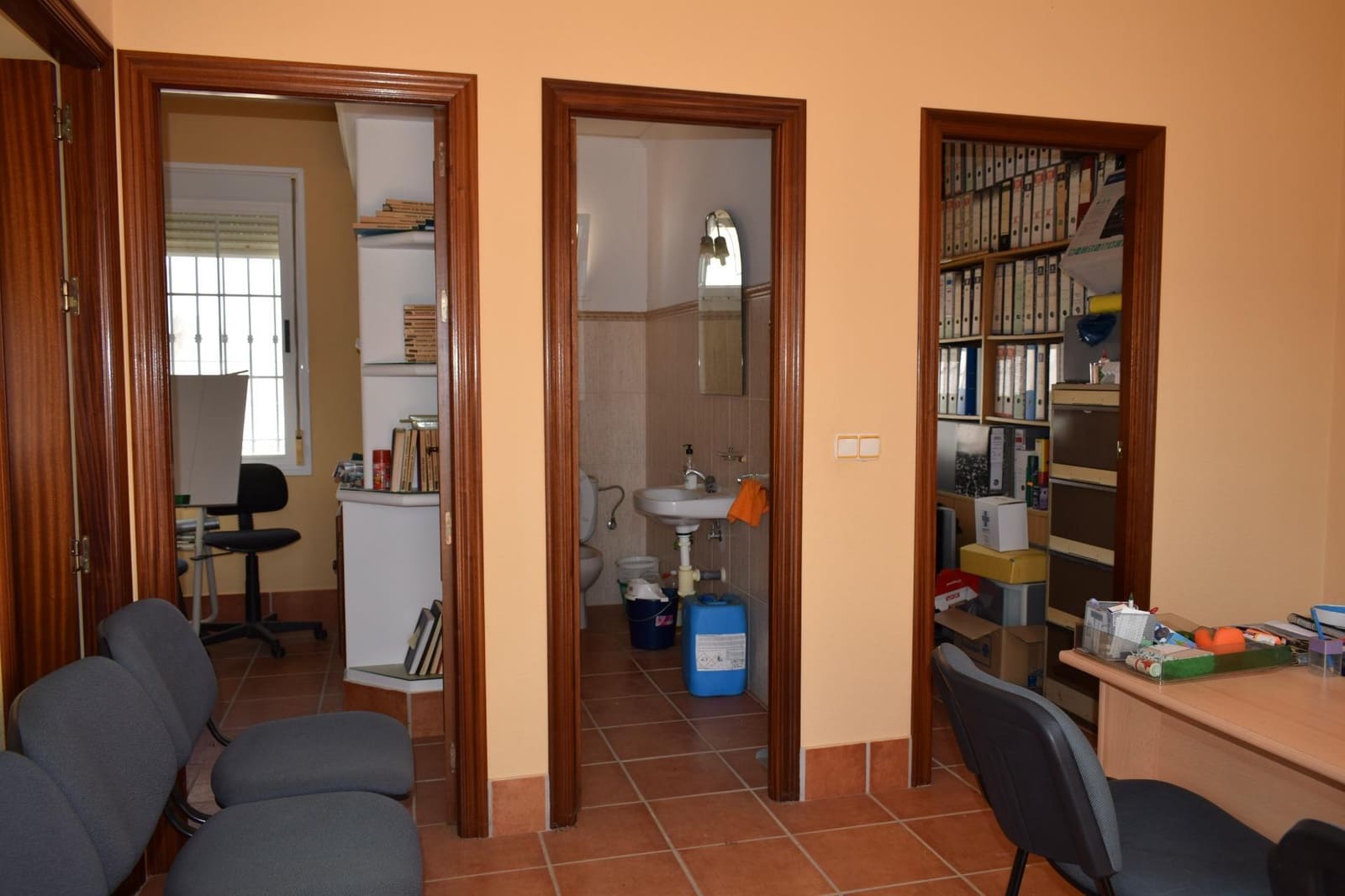 Commercieel te koop in San Bartolome de la Torre - € 45.000 (Ref: 7808063)