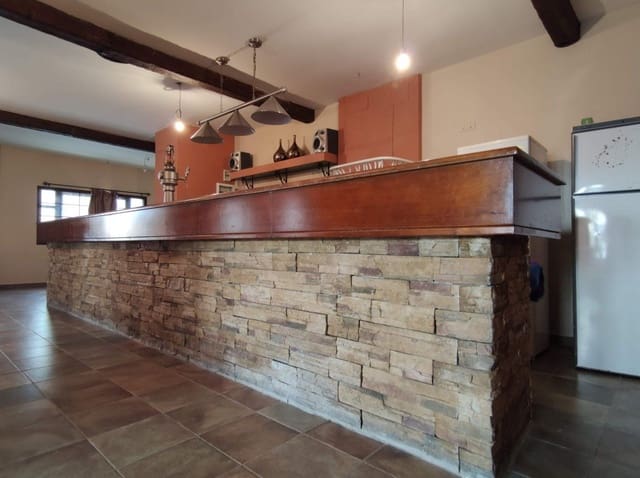 Commercial for sale in Ayamonte - € 124,900 (Ref: 7808066)