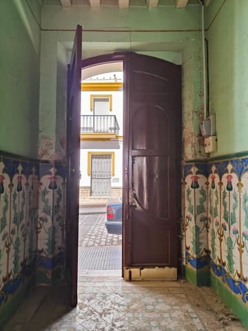 5 bedroom Townhouse for sale in Trigueros - € 290,000 (Ref: 7808084)