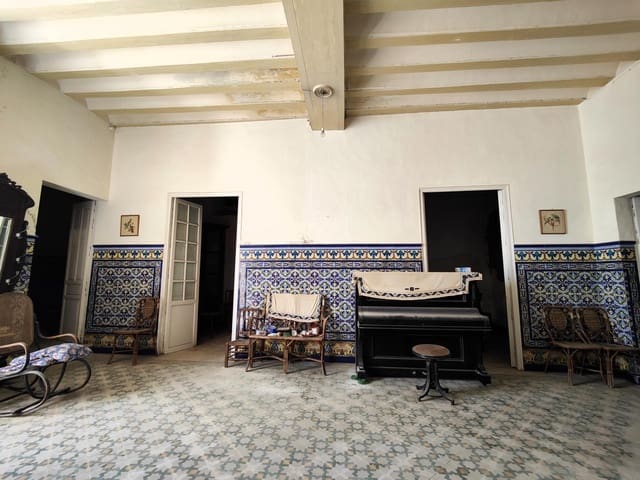 5 bedroom Townhouse for sale in Trigueros - € 290,000 (Ref: 7808084)