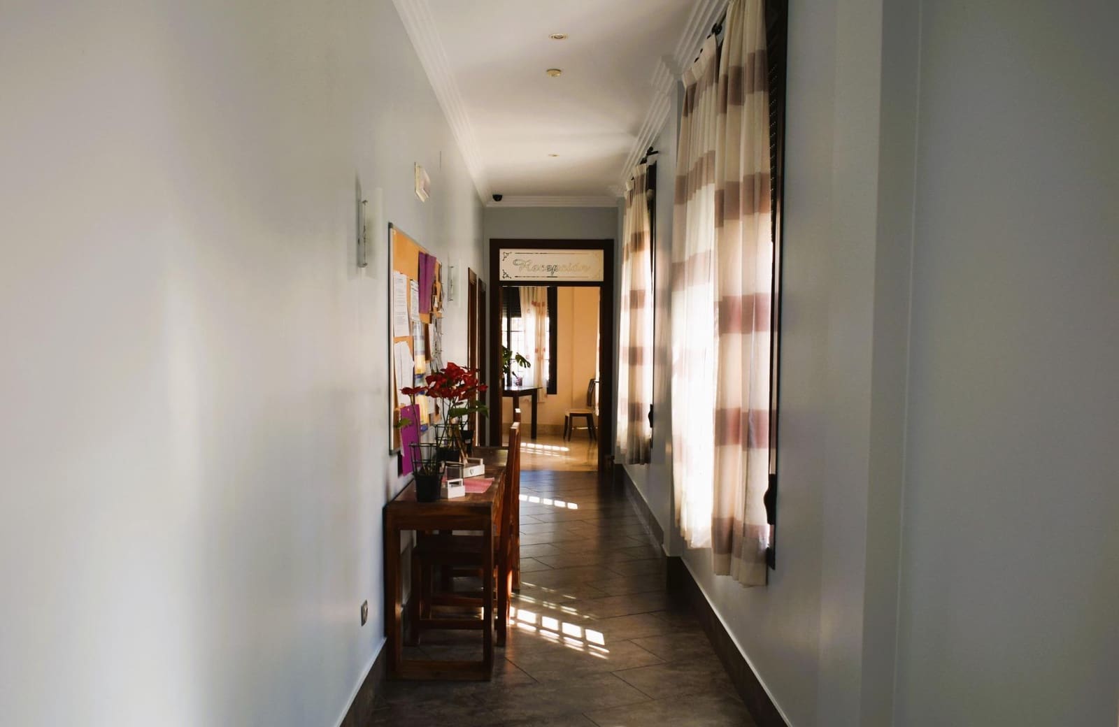 12 soveværelse Guesthouse/B & B til salg i San Bartolome de la Torre - € 800.000 (Ref: 7808088)