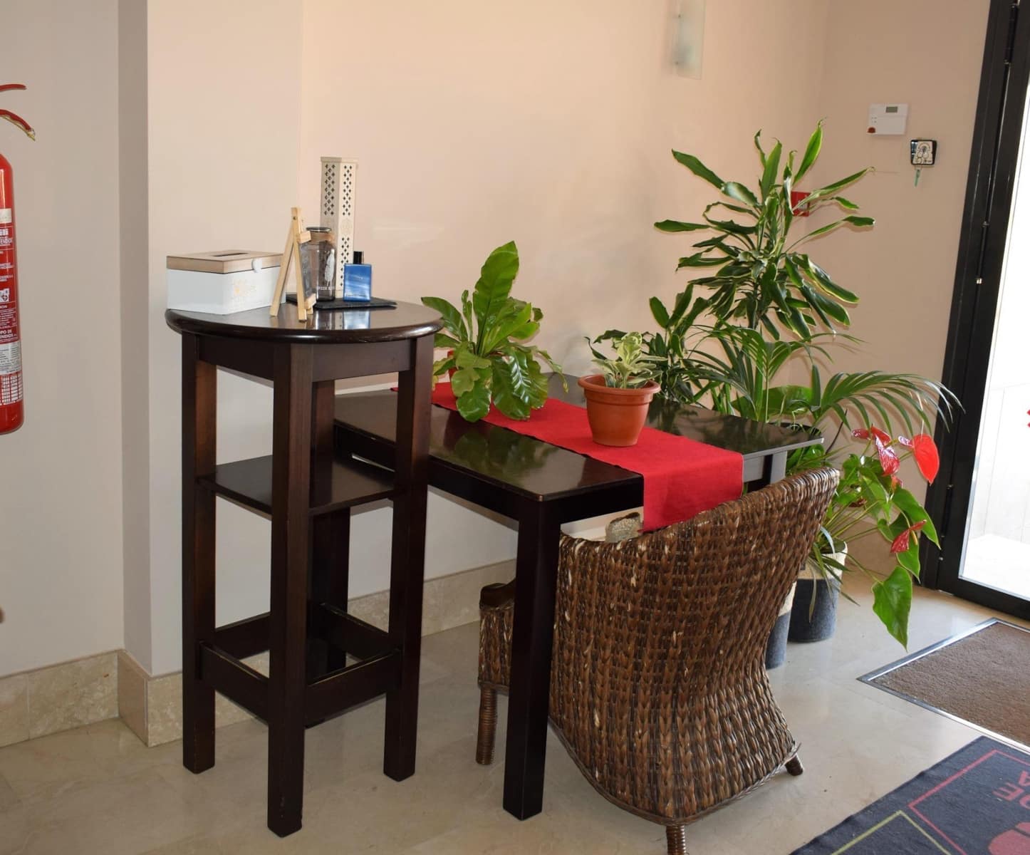 12 soveværelse Guesthouse/B & B til salg i San Bartolome de la Torre - € 800.000 (Ref: 7808088)