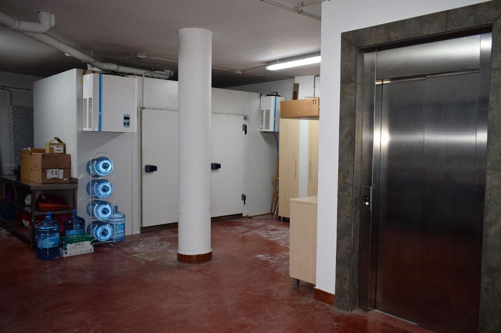 12 soveværelse Guesthouse/B & B til salg i San Bartolome de la Torre - € 800.000 (Ref: 7808088)