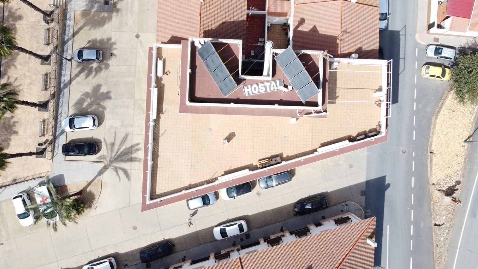 12 soveværelse Guesthouse/B & B til salg i San Bartolome de la Torre - € 800.000 (Ref: 7808088)