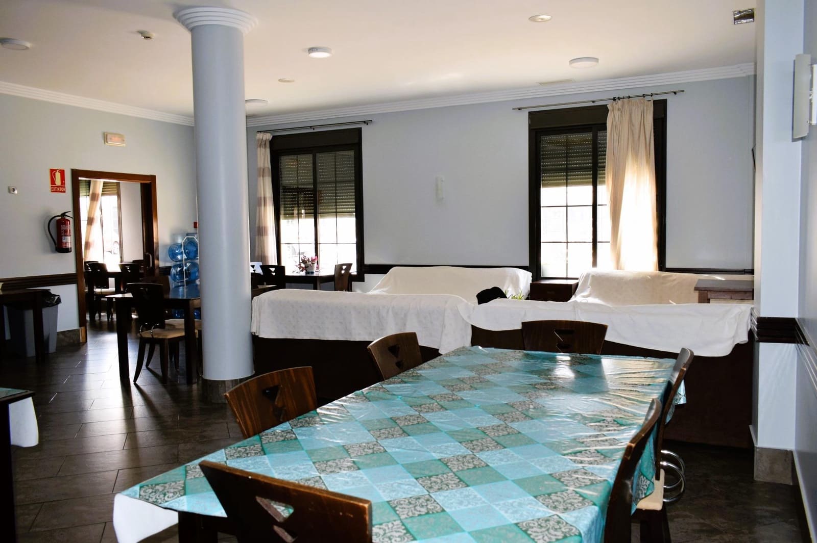 12 soveværelse Guesthouse/B & B til salg i San Bartolome de la Torre - € 800.000 (Ref: 7808088)