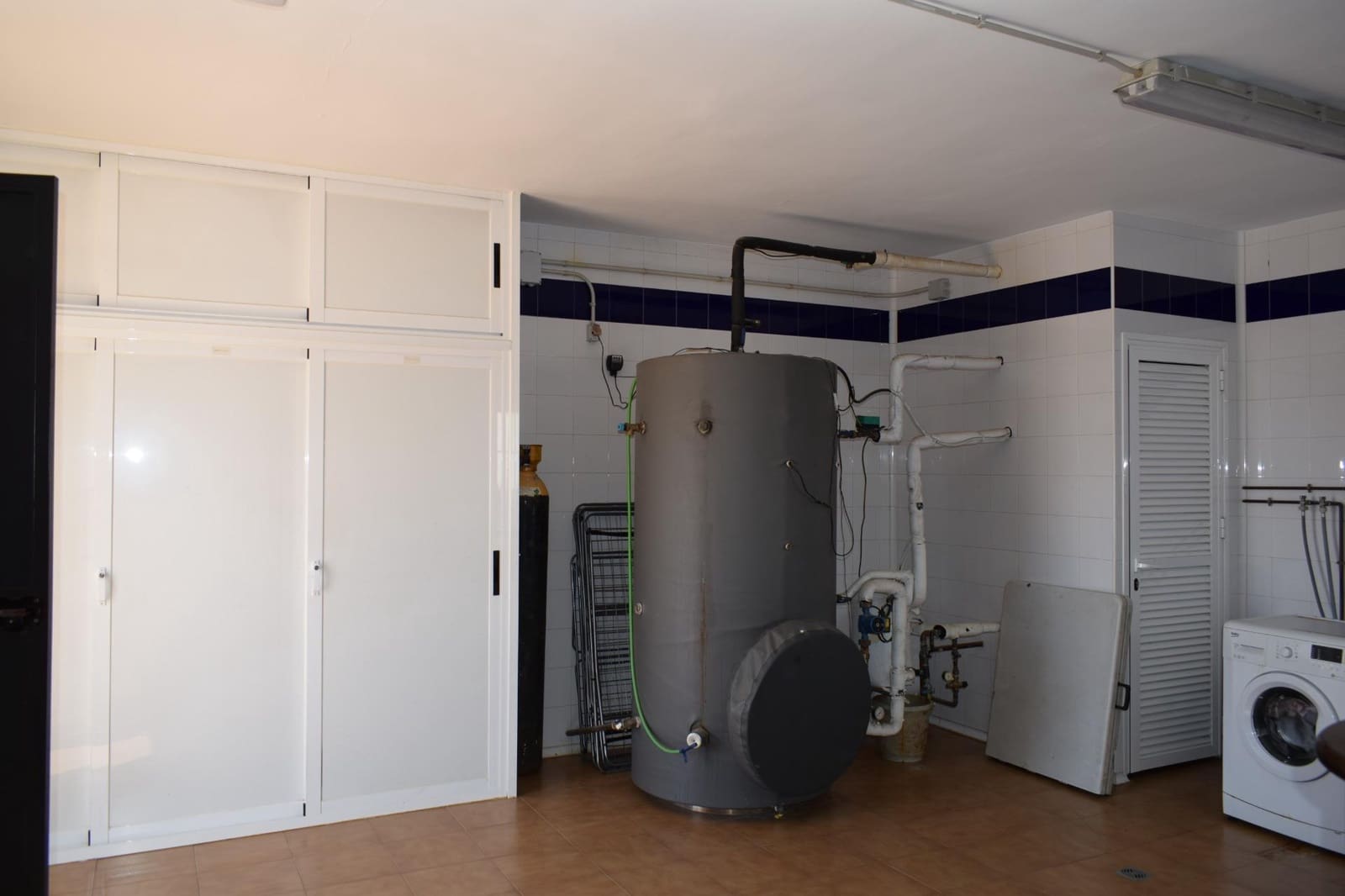12 bedroom Hotel for sale in San Bartolome de la Torre - € 799,990 (Ref: 7808088)