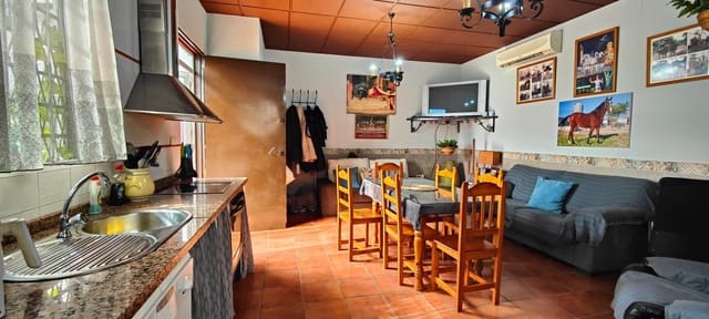 3 soverom Hus til salgs i Carrión de los Céspedes - € 250 000 (Ref: 8197696)