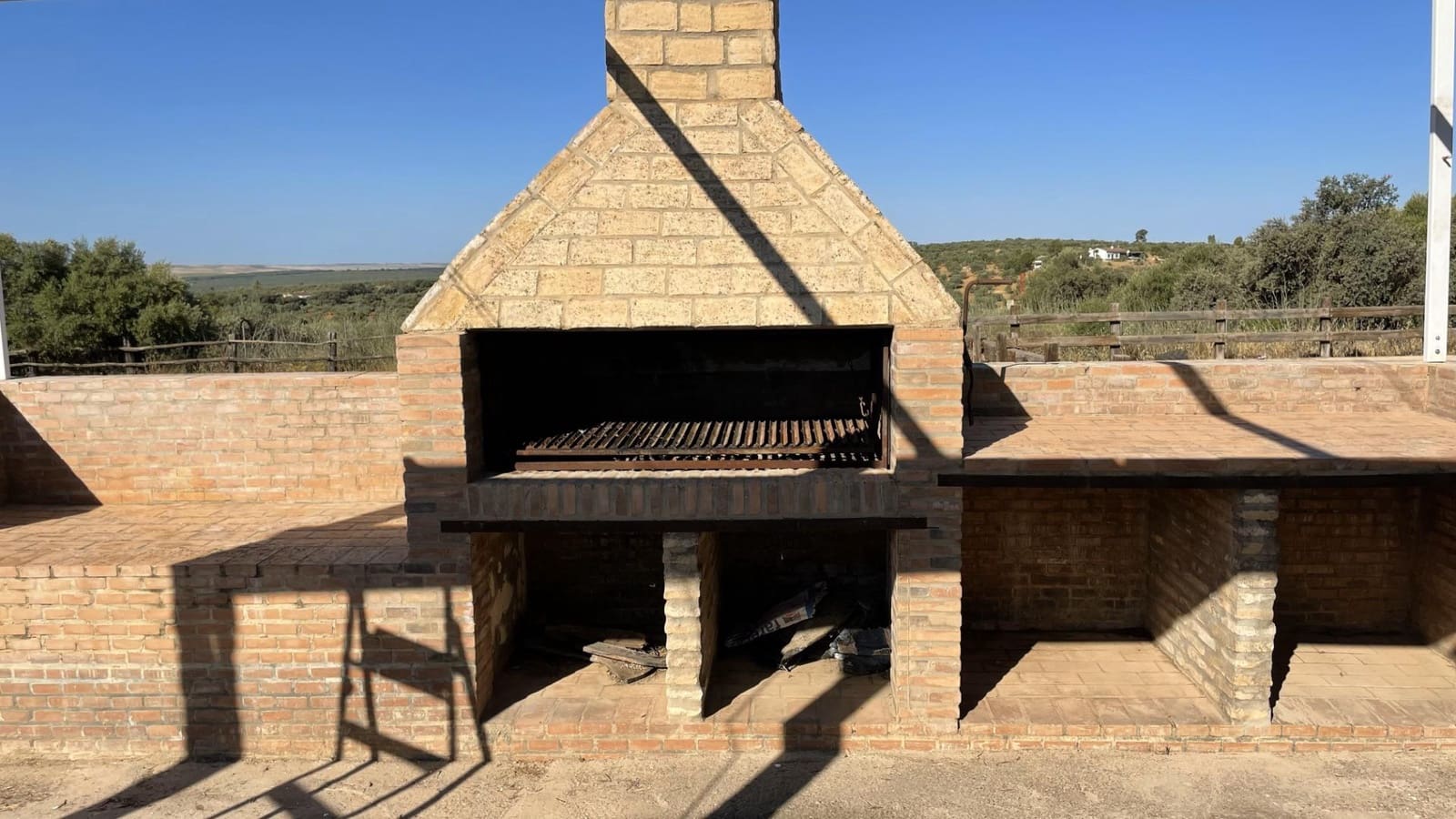 6 soveværelse Finca/Landehus til salg i Paterna del Campo - € 1.290.000 (Ref: 8392329)