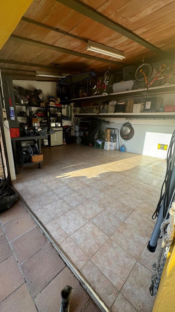 4 soveværelse Villa til salg i Aljaraque med swimmingpool - € 460.000 (Ref: 8836675)