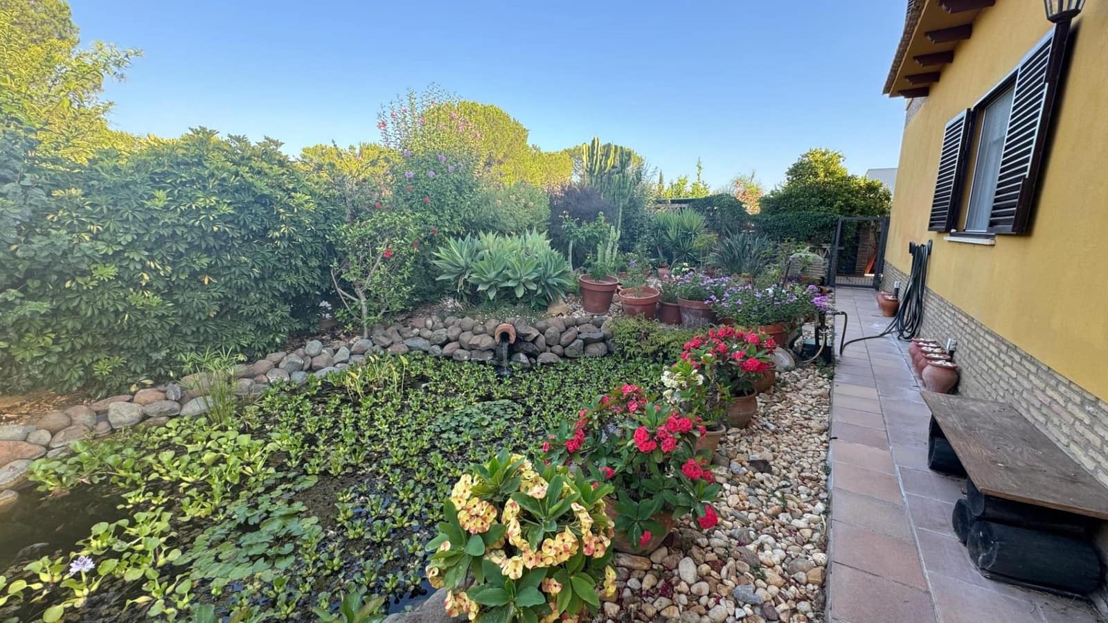 4 soveværelse Villa til salg i Aljaraque med swimmingpool - € 460.000 (Ref: 8836675)