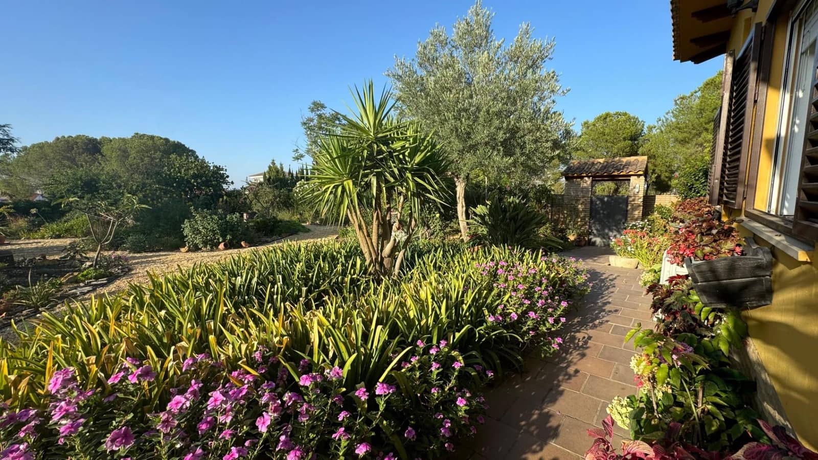 4 soveværelse Villa til salg i Aljaraque med swimmingpool - € 460.000 (Ref: 8836675)